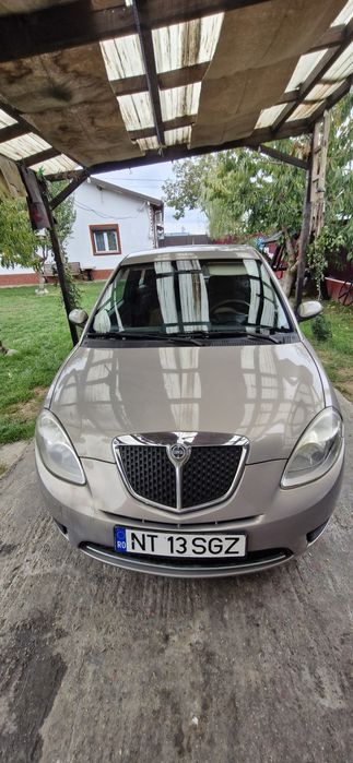 Lancia ypsilon  1.3
