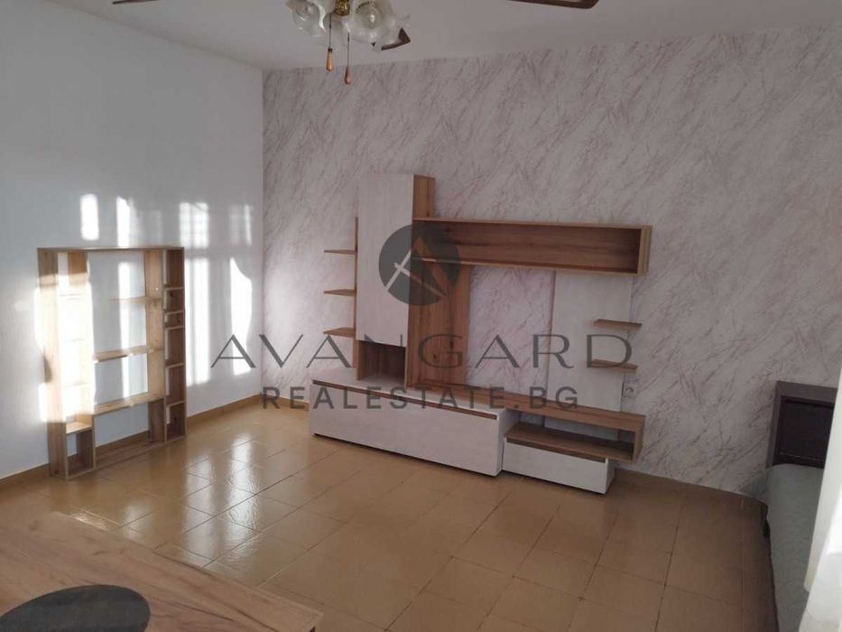 Продава се Двустаен апартамент в Пловдив, Изгрев - 80 кв.м за 1050 €/кв.м - Снимка #1