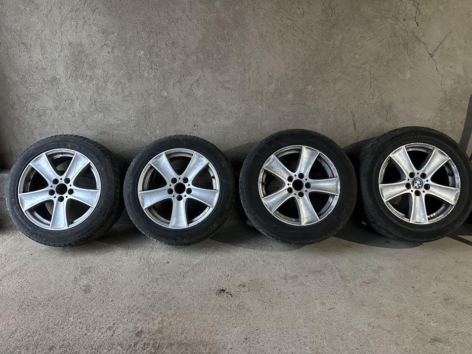 BMW X5 Шины, титанки комплект R18