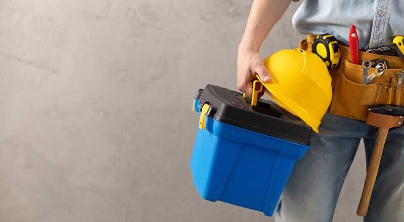 Renovari apartamente și case-reparatii, Dat cu var, mobilier