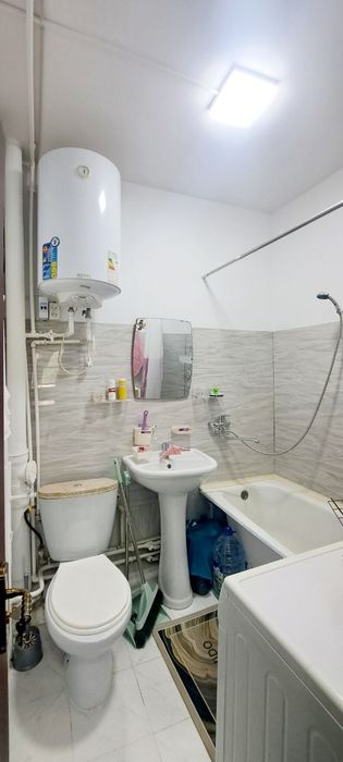 Чирчик 1в2-комнатная 47м.кв Кирпичный дом Нижний Комсомольский