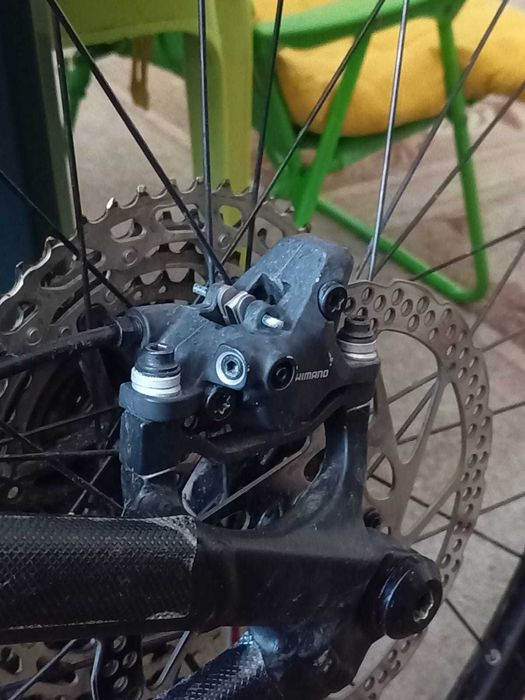 Set frâne Shimano MT400 – 2 pistoane – stare foarte bune