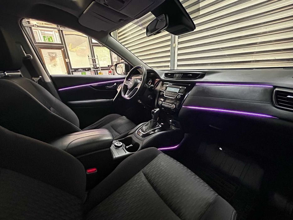 Lumini ambientale LED dedicate NISSAN