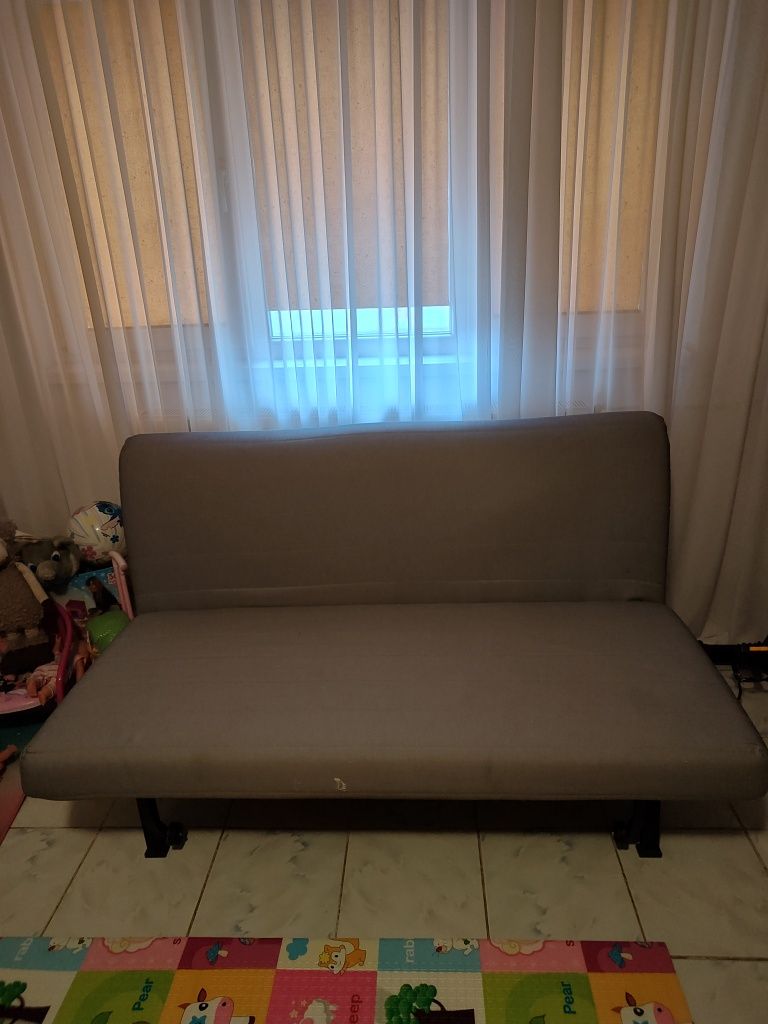 Canapea extensibila pentru 2 persoane LOVAS ( IKEA)