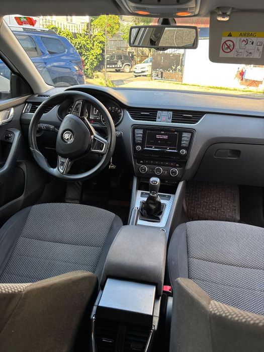 Skoda Octavia Skoda Octavia Combi Ambition 1.6 tdi, 110 cp, 4X4