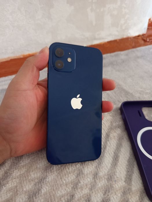 Iphone 12 64 gb 78akb