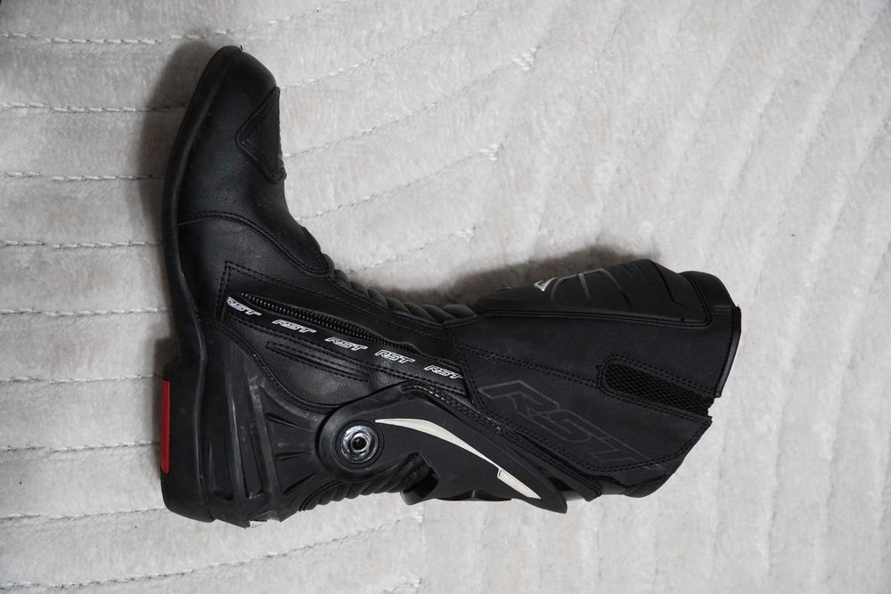 Мото ботуши RST TRACTECH EVO III SPORT CE перфорирани 102101 43 Номер