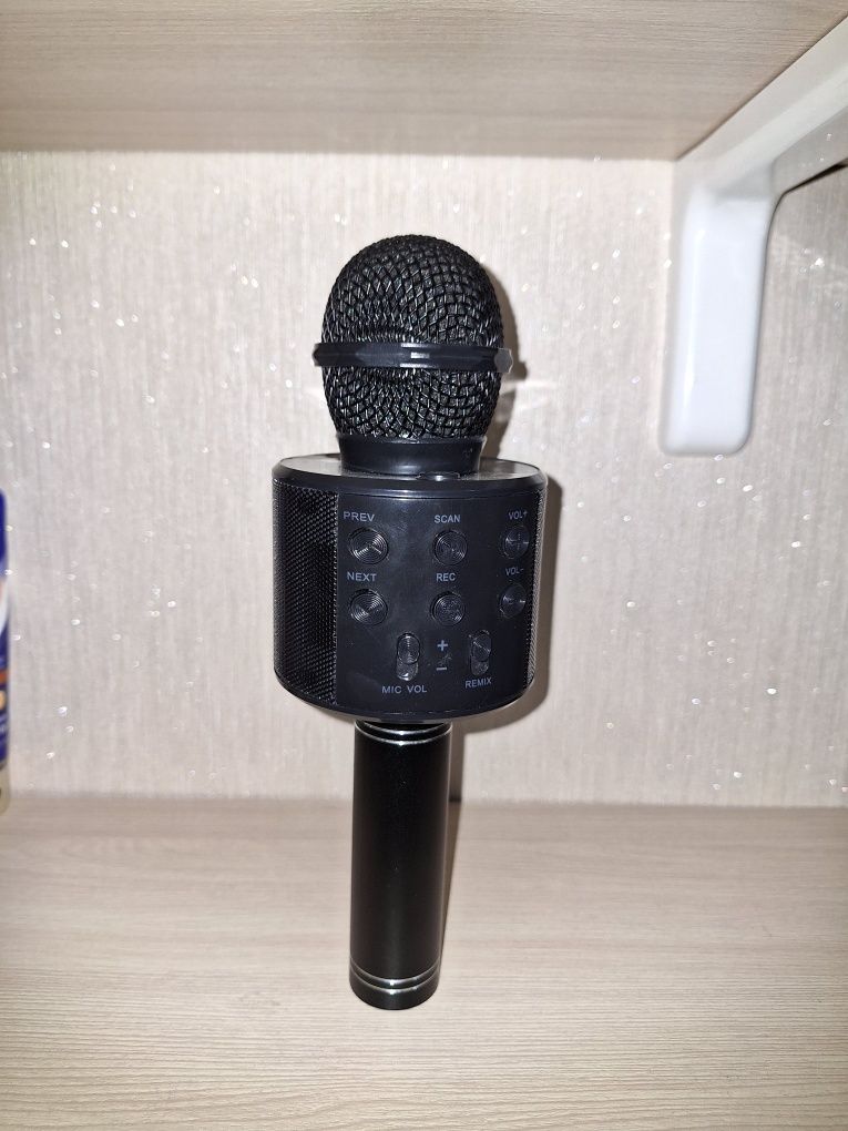 Микрофон безпроводной