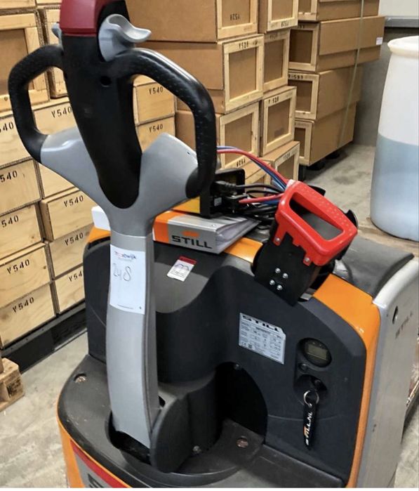 Transpalet Stil EXU 16, Transpalet Jungheinrich stacker cu catarg