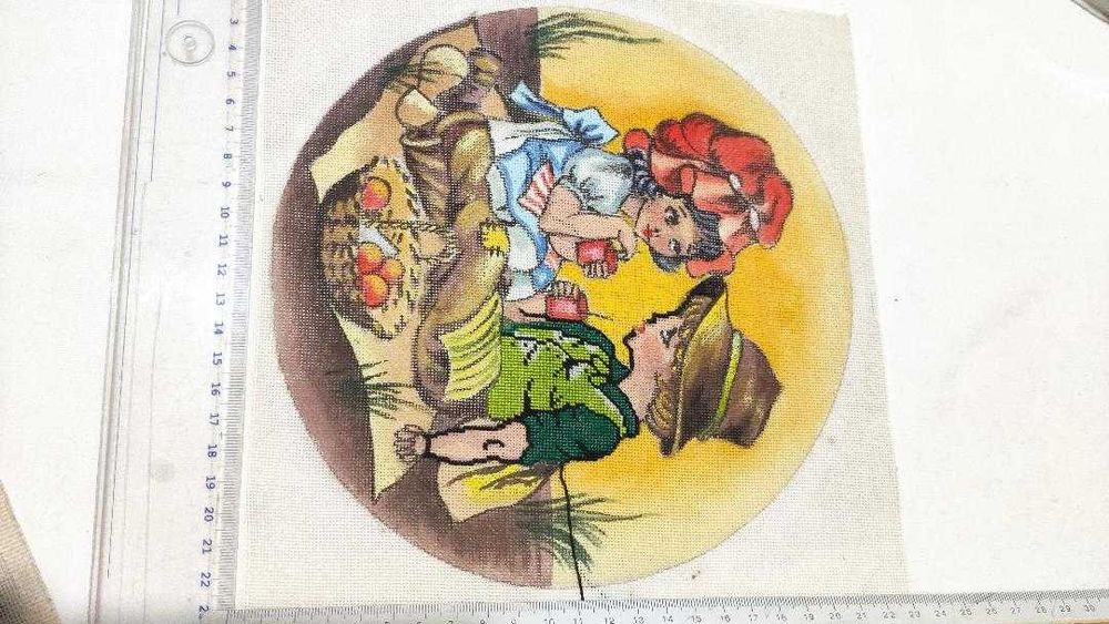 Panze de goblen pictate pentru cusut