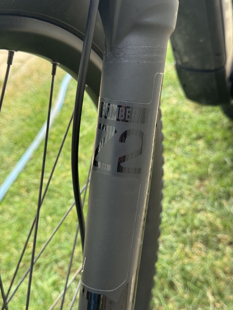 Bicicleta electrica Scott Strike