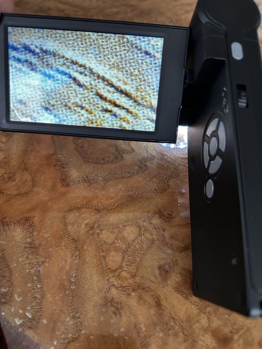 Портативный цифровой микроскоп с увеличением в 300 раз