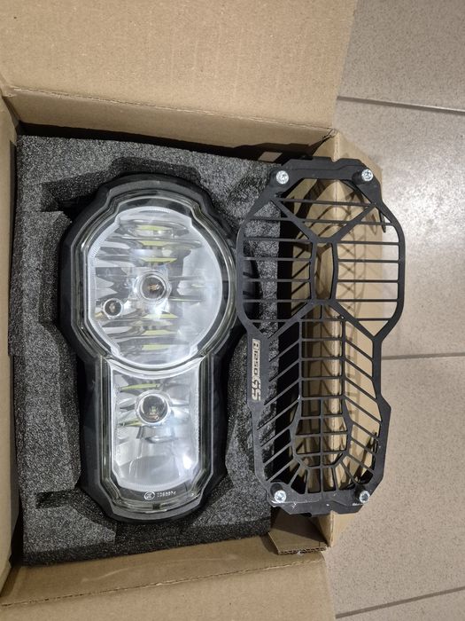 Vand sau schimb far halogen led H7 pentru BMW R1200GS sau R1250GS