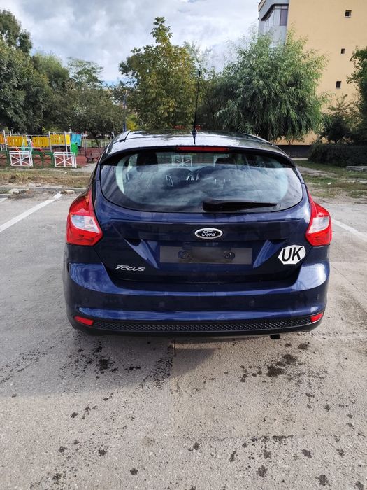 Ford focus 1.6 benzina..2012