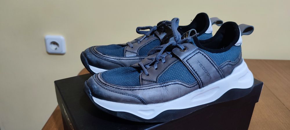 Продавам мъжки обувки