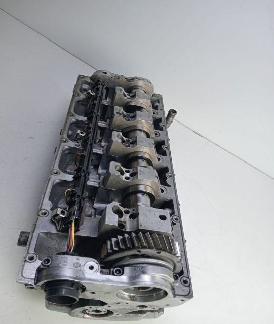 Chiulasa   2.5 tdi AXD R070103373C V100 Volkswagen VW Multivan T5