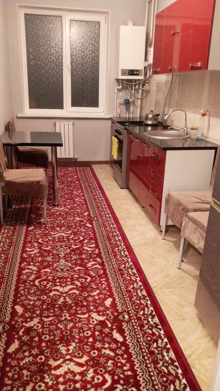 Ijaraga 1 Xonali Navastroyka  Ijaraga Topshiriladi. Uzbum Farg'ona Yo'