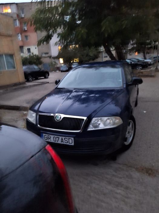 Vând skoda octavia  2 1.4