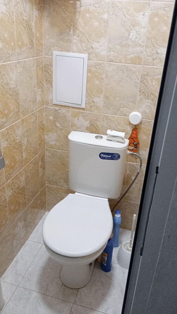 Дава се под наем Тристаен апартамент в Русе, Дружба 3 - 80 кв.м за 97000 € - Снимка #7