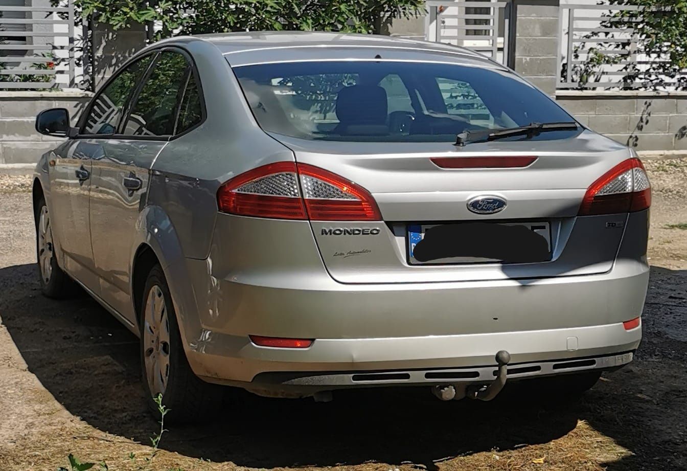 Vând Ford Mondeo