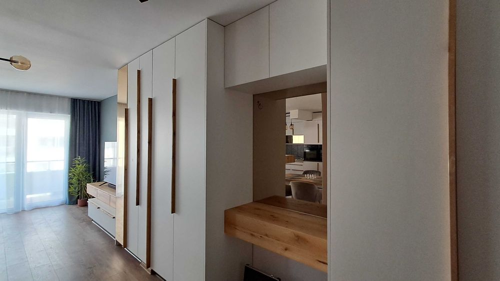 2 camere, utilat-mobilat, 3 balcoane, garaj subteran