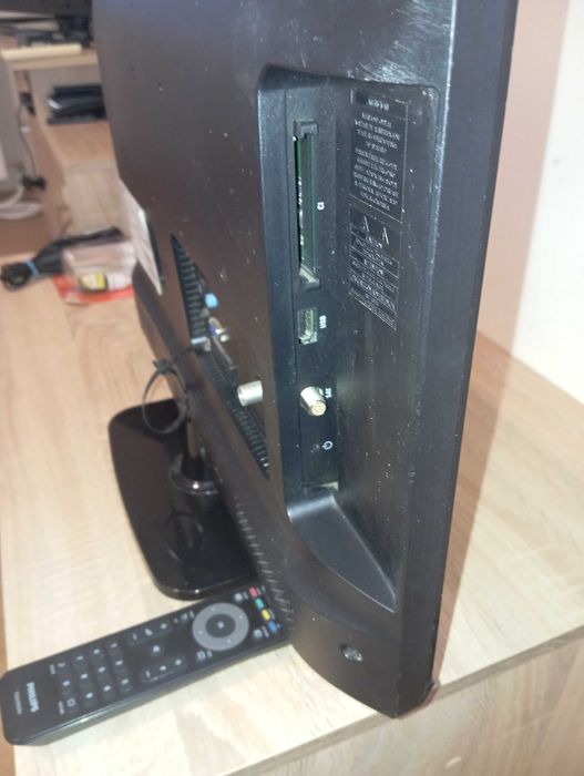 Телевизор 22" Philips 12V