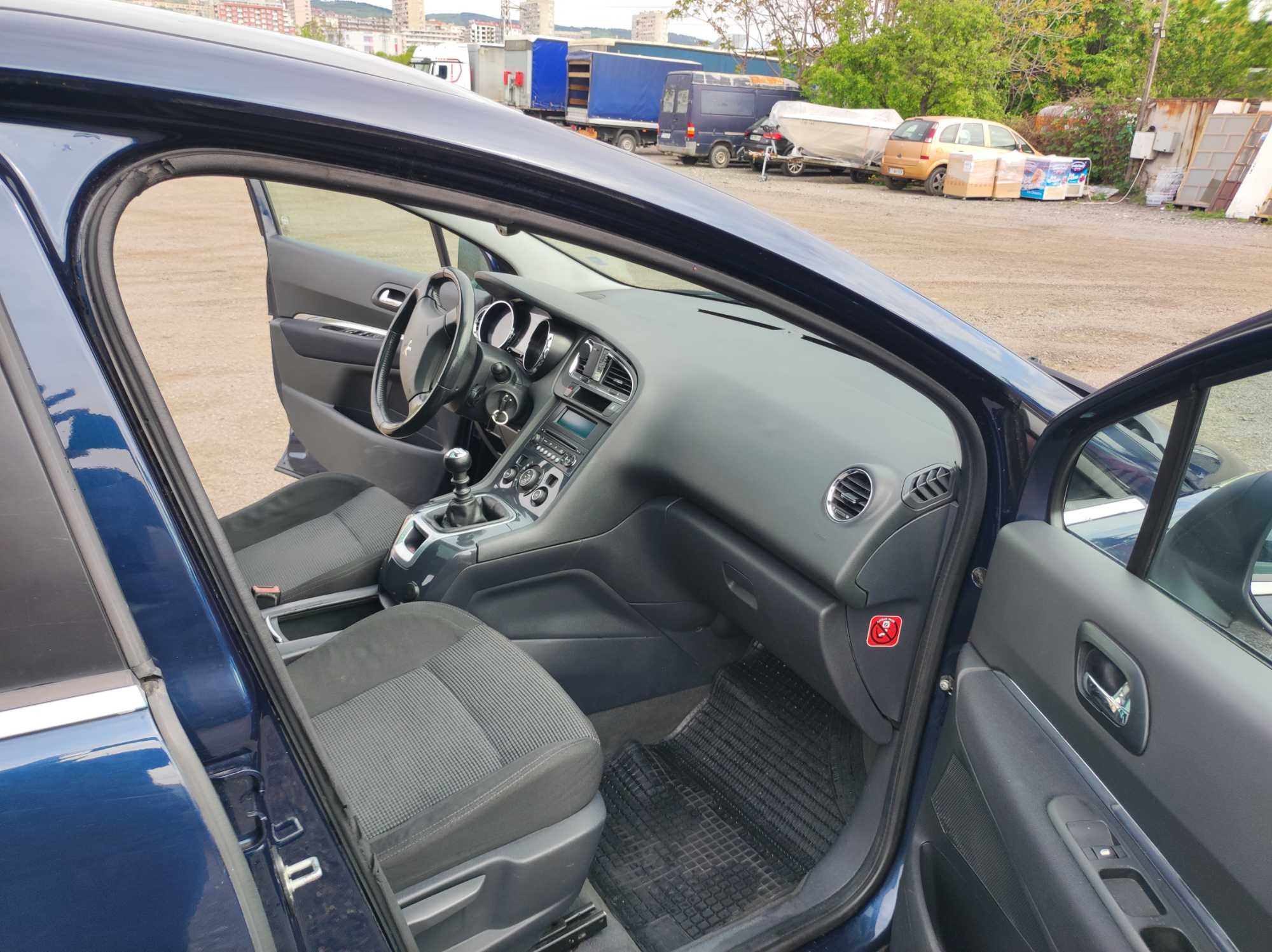 Peugeot 5008 1,6 HDI 7места,Регистриран,Панорама