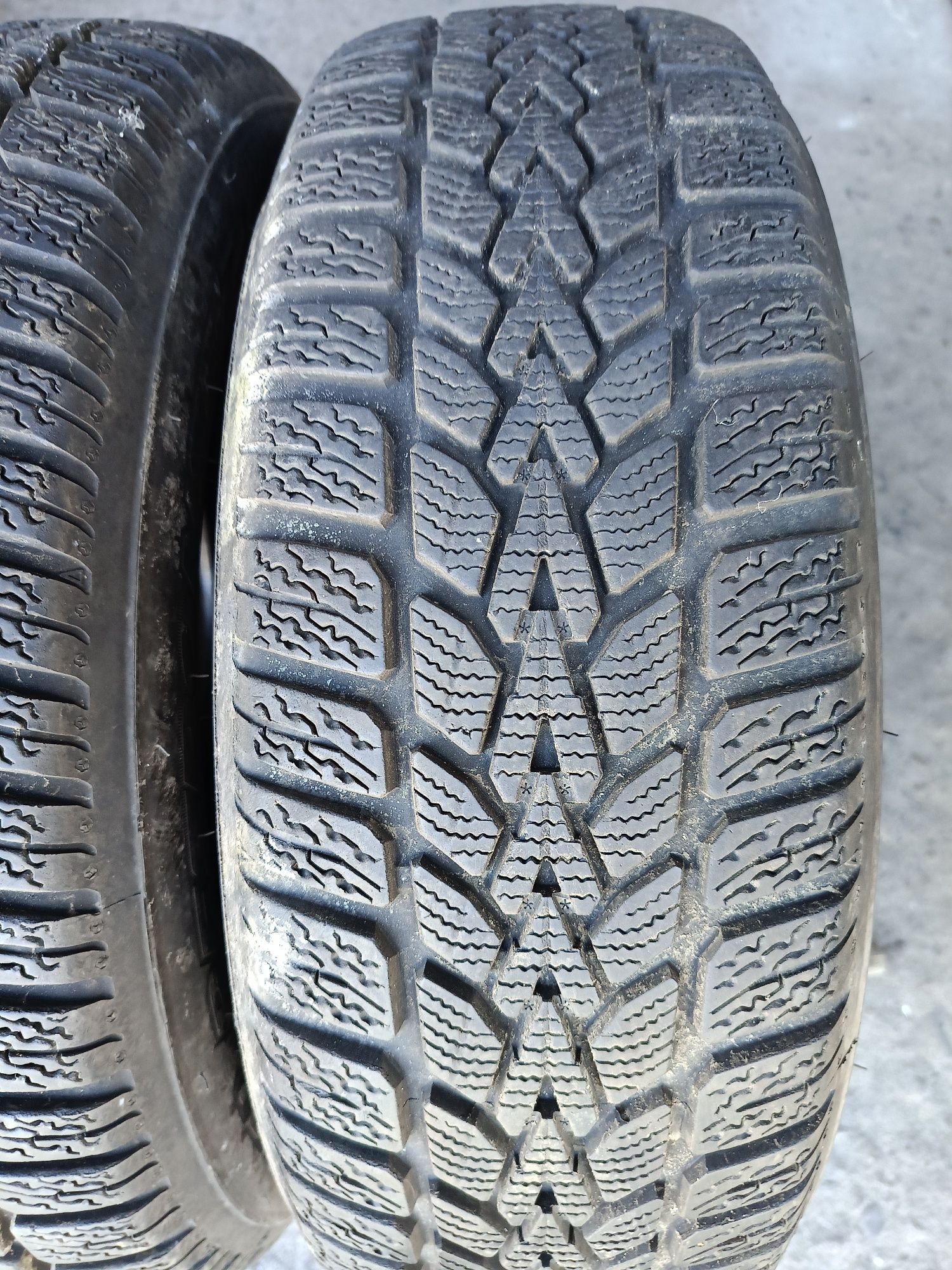 Зимни гуми -15цола -185/65-1бр.-65лв."DUNLOP"