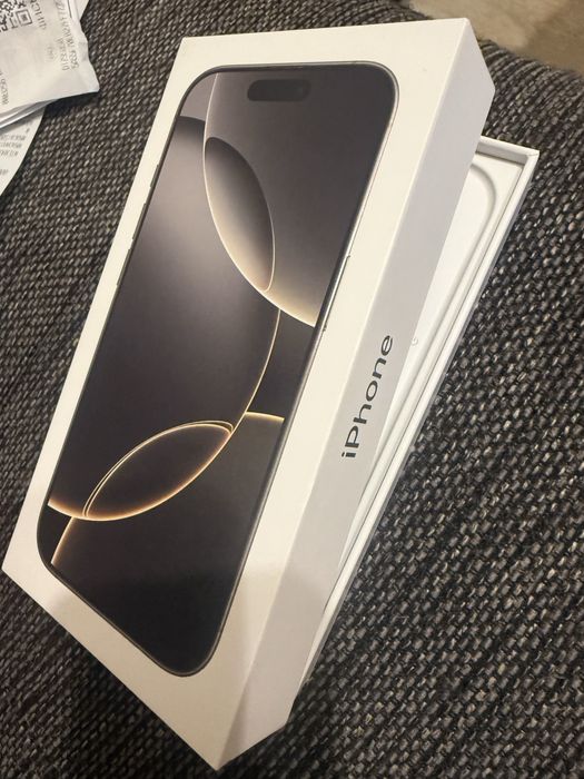 Iphone 16 pro 256 GB с оставаща 1 година гаранция