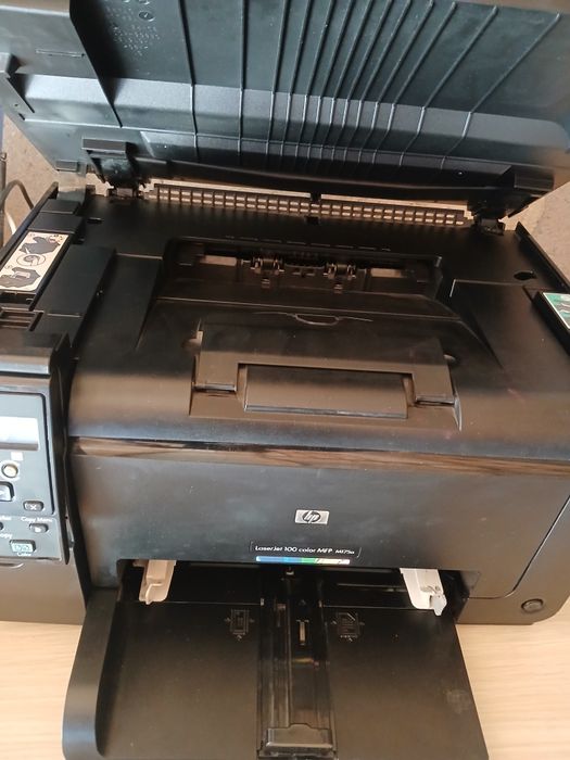Imprimanta duplex laserjet 100 MFP M175a