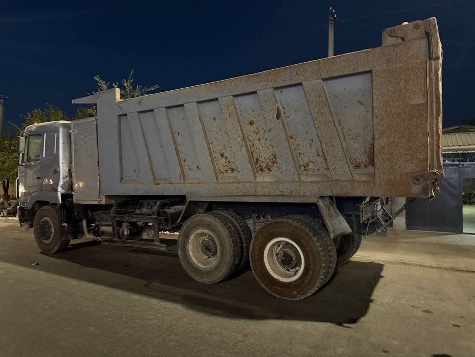 Cams zavod gaz 2013 yilli. Probegi 300.000 moshina ishlab turibti.