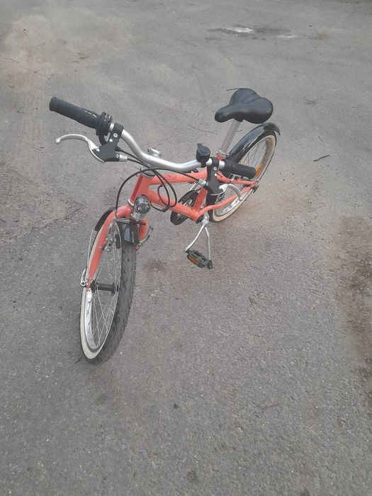 Vând Bicicletă polivalentă Riverside 500 20'' corail copii 120-135 cm