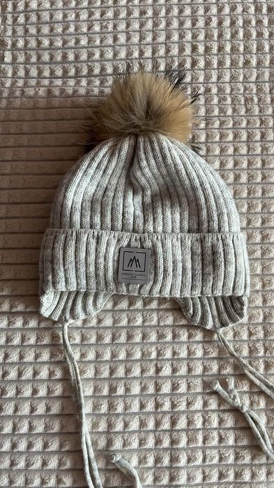 Продается детская шапка очень теплая