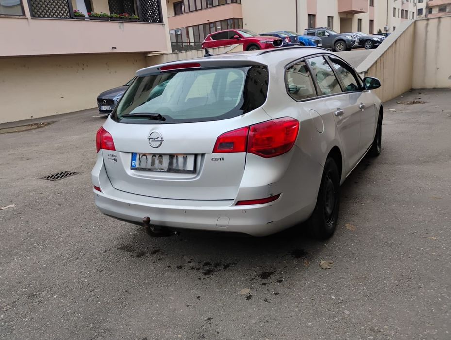 Opel Astra J 1.7 cdti 2012 SCHIMB