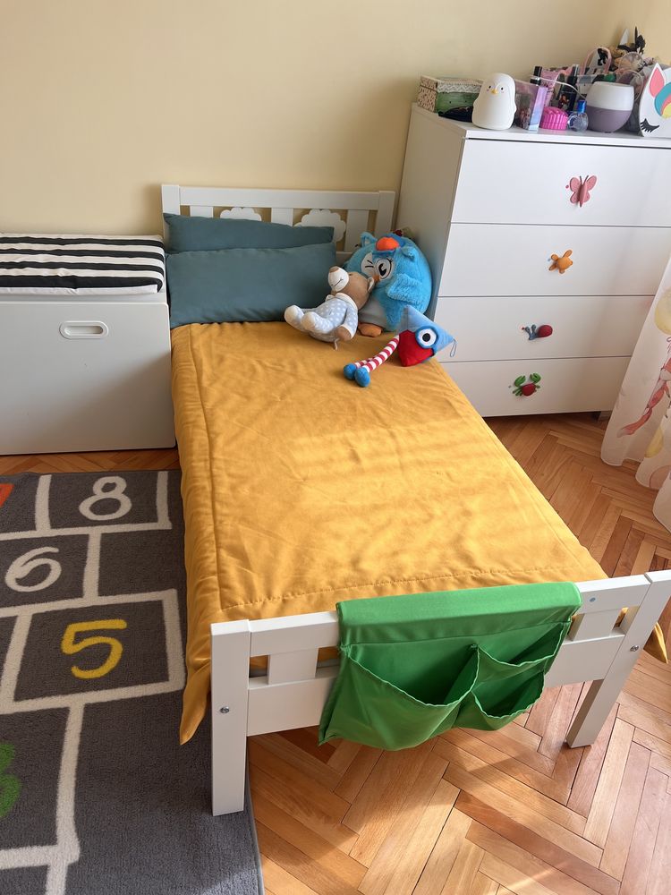 Детско легло с подматрачна рамка ИКЕА - 2 бр. + матраци