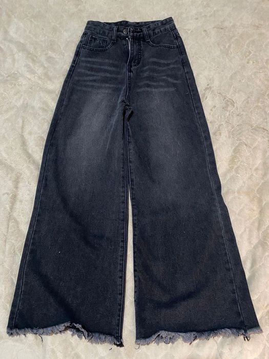 новые джинсы размер xs черного цвета , цена: 5500 ( не подошли по разм