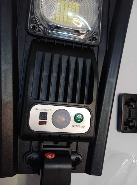 МОЩНА соларна лампа 1200 W с дистанционно и три режима на работа LED