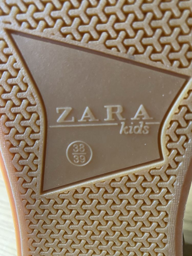Кецове  ZARA номер  38/39