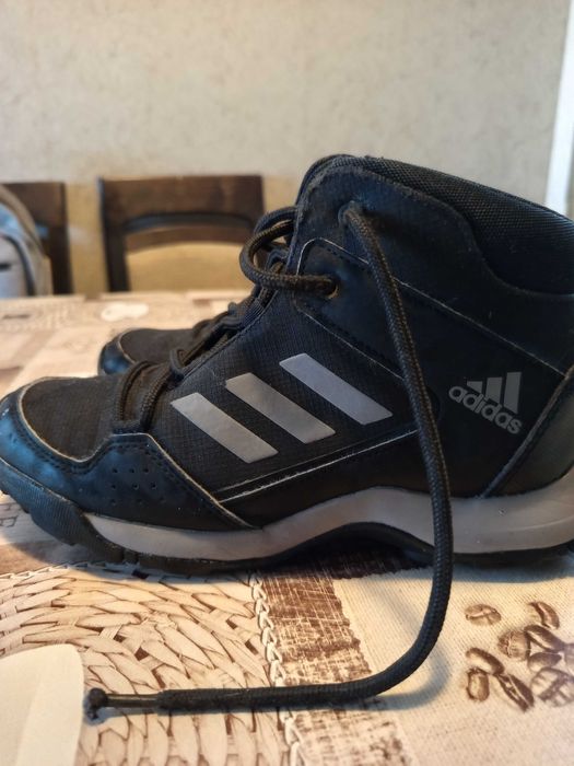 Детски боти за зимата за момче