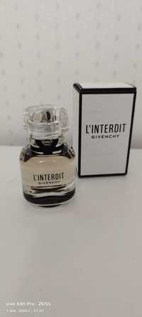 L'interdit Givenchy