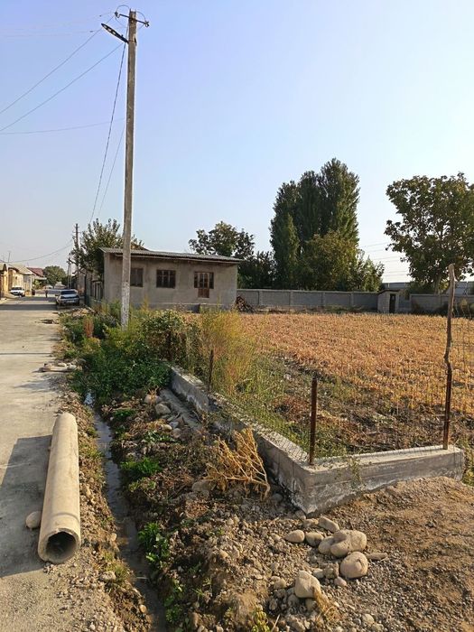 Uchaska sotiladi srochni