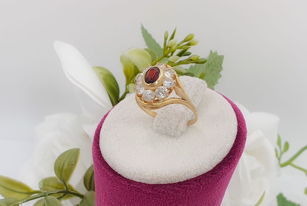 Inel din aur de 18K cu granat natural și zirconii mărimea 58