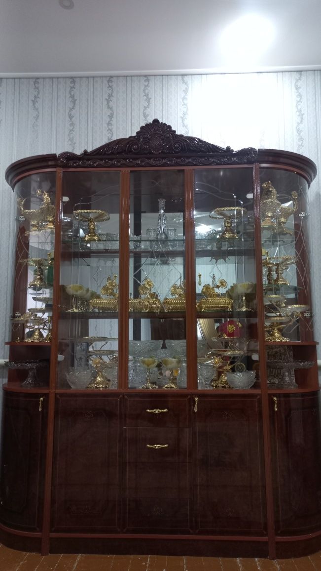 Сервант сатылады