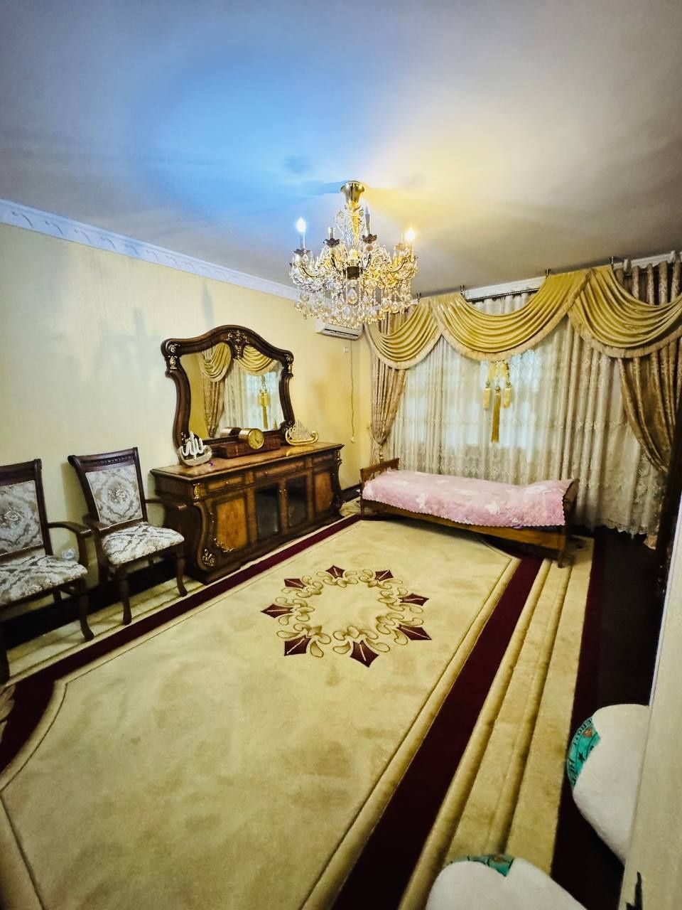 Mirzo ulugbek tumani посёлок Улугбек 4/2/4