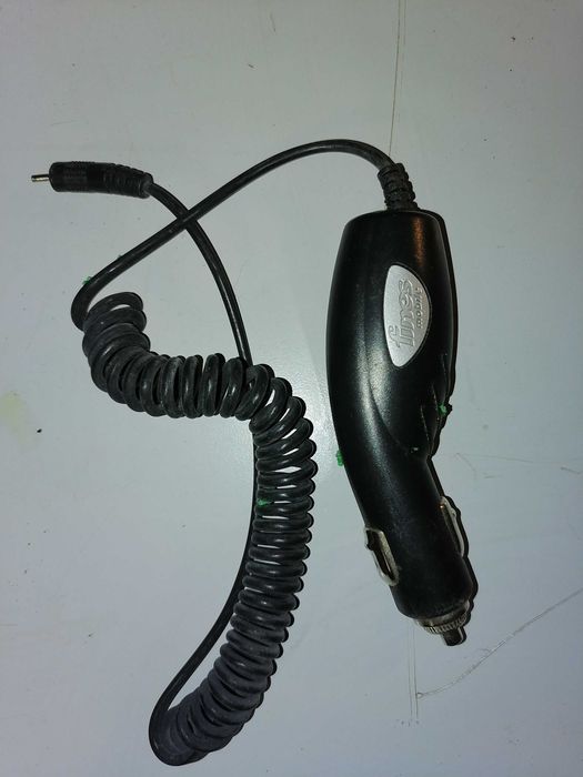 Зарядни за кола за телефон