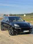 Porsche Cayenne.