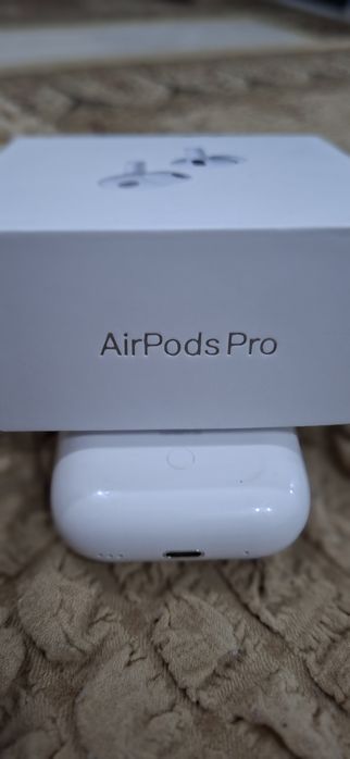 Новые Наушники apple