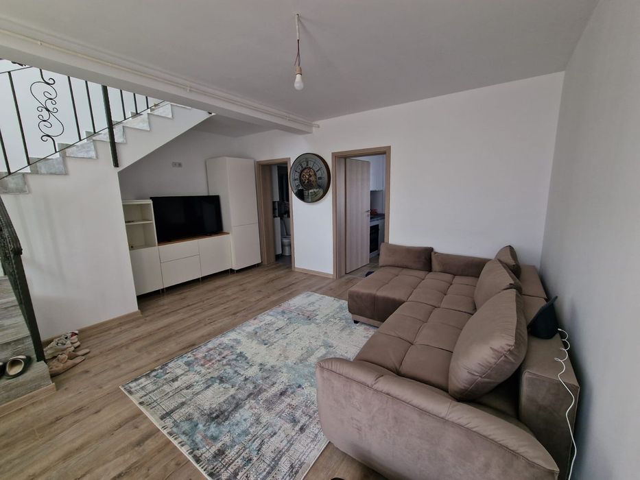 Casă luminoasă de închiriat cu 3 camere și 2 băi – Giroc, Calea Urseni