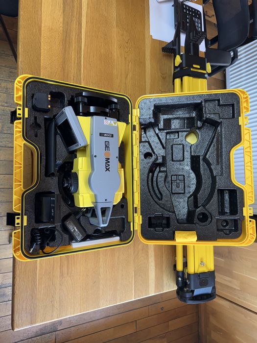 Statie totala Geomax Zoom 45 cu scanare - nou