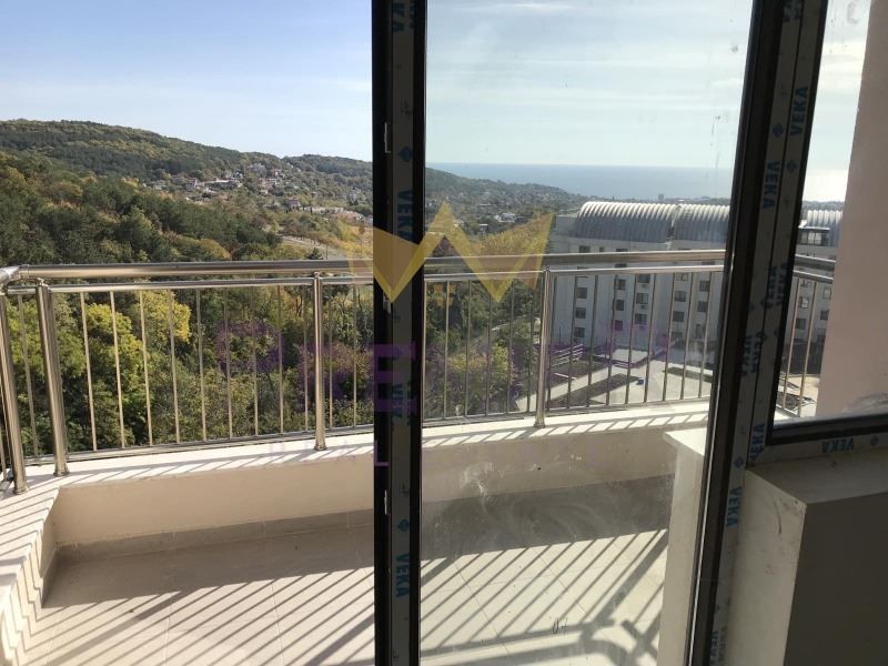 Продава се Двустаен апартамент в Варна, Виница - 73 кв.м за 1101 €/кв.м - Снимка #5